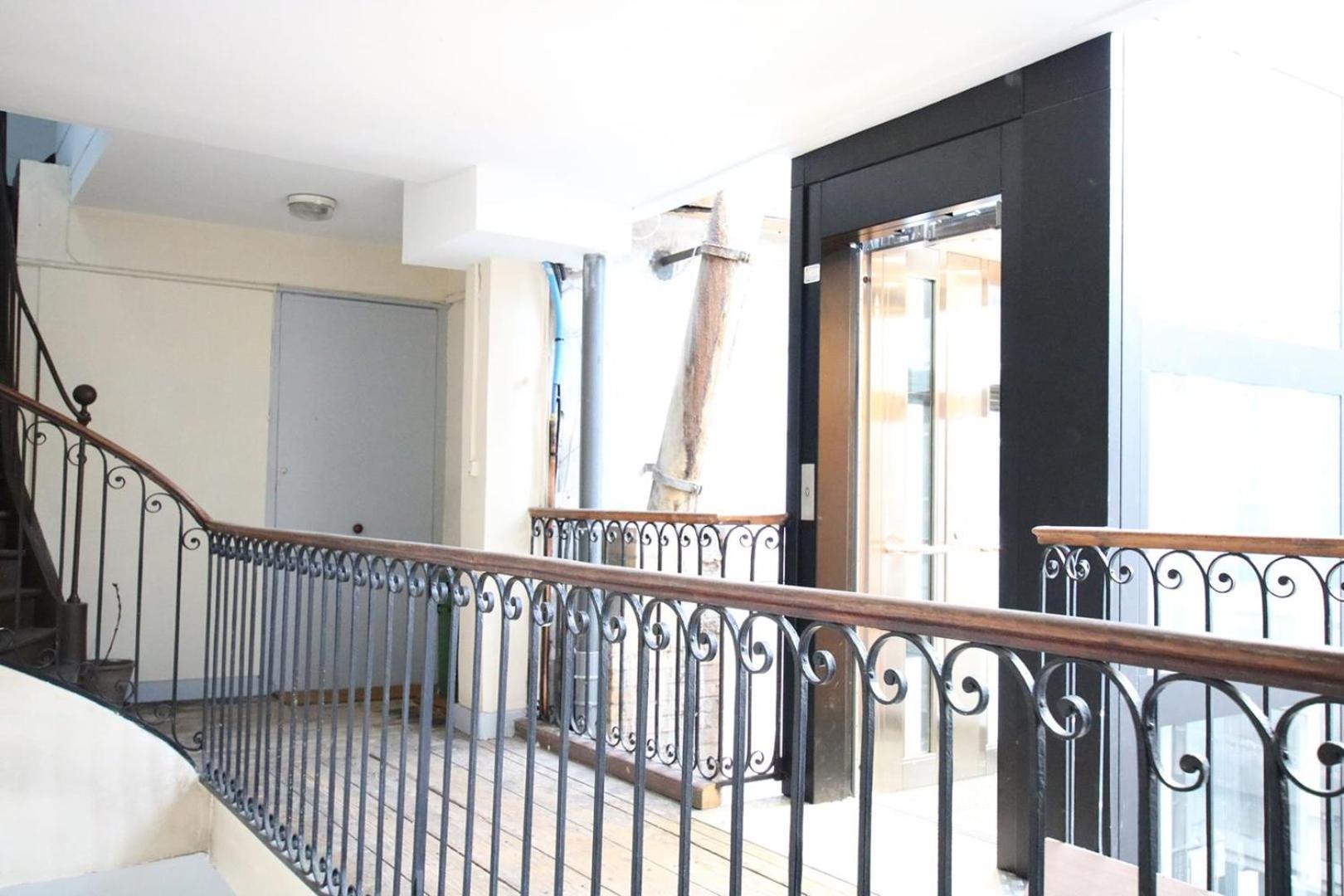 GuestReady - Comfy Attic Apartment near Grand Théâtre Burdeos Exterior foto